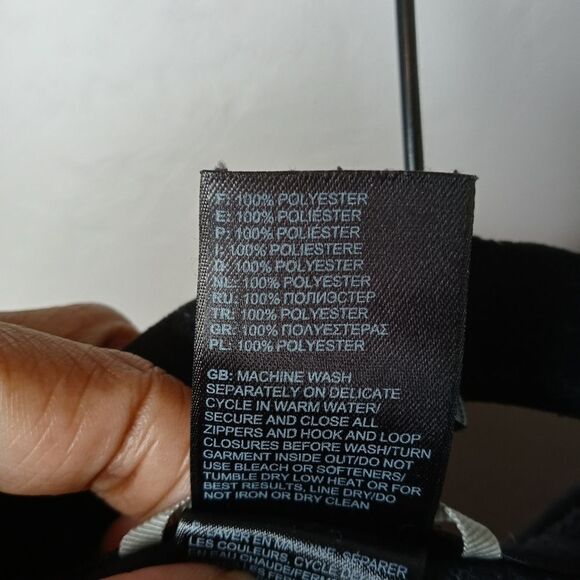 The North Face Black Full Zip Jacket w/Hood - Picture 7 of 8